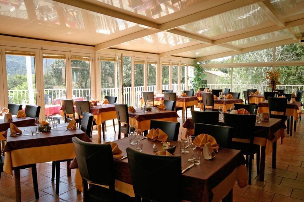 Le Relais Des Lavandins 2* Le Muy